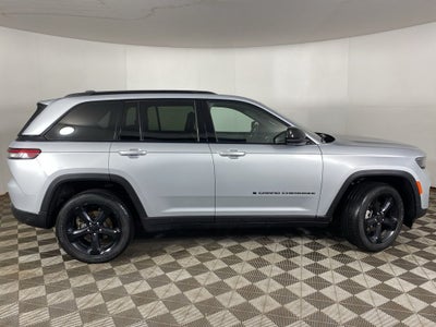 2023 Jeep Grand Cherokee Altitude 4x4
