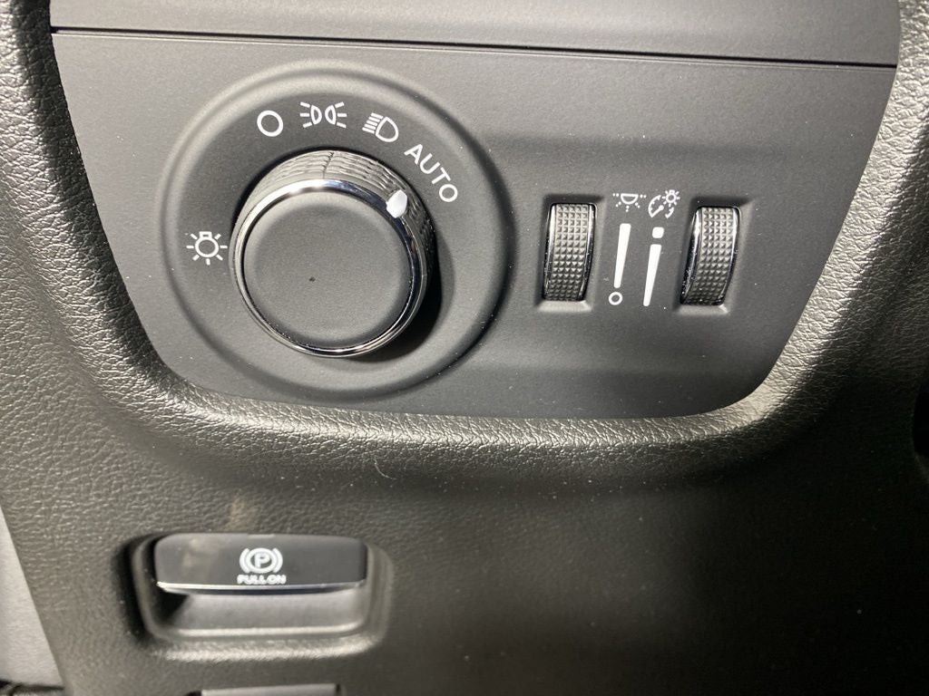 2023 Jeep Grand Cherokee Altitude 4x4