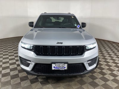 2023 Jeep Grand Cherokee Altitude 4x4