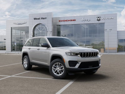 2025 Jeep Grand Cherokee GRAND CHEROKEE LAREDO X 4X4