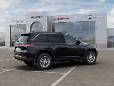 2025 Jeep Grand Cherokee GRAND CHEROKEE LAREDO X 4X4