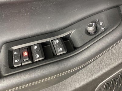 2023 Jeep Grand Cherokee Laredo 4x4