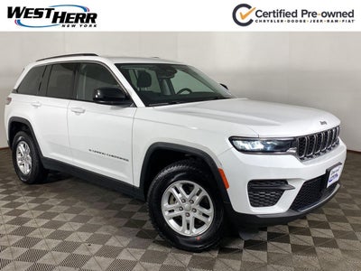 2023 Jeep Grand Cherokee Laredo 4x4