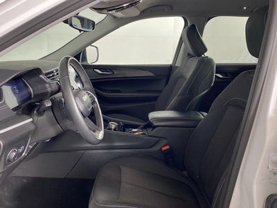 2023 Jeep Grand Cherokee Laredo 4x4