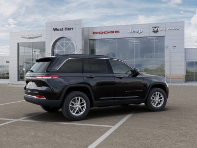 2025 Jeep Grand Cherokee GRAND CHEROKEE LAREDO X 4X4