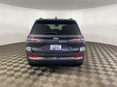 2025 Jeep Grand Cherokee Laredo 4x4