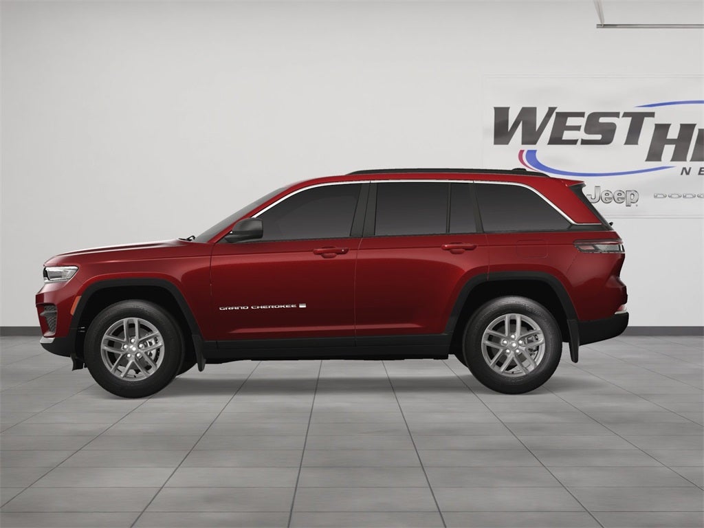 2025 Jeep Grand Cherokee GRAND CHEROKEE LAREDO X 4X4