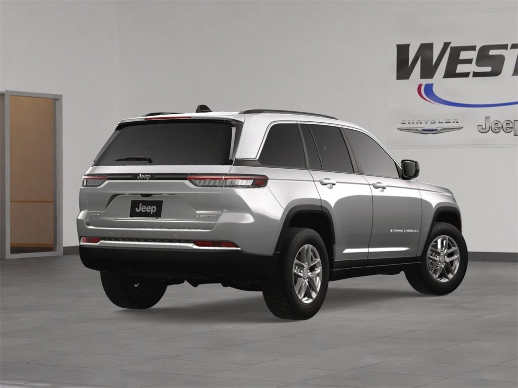 2025 Jeep Grand Cherokee GRAND CHEROKEE LAREDO X 4X4