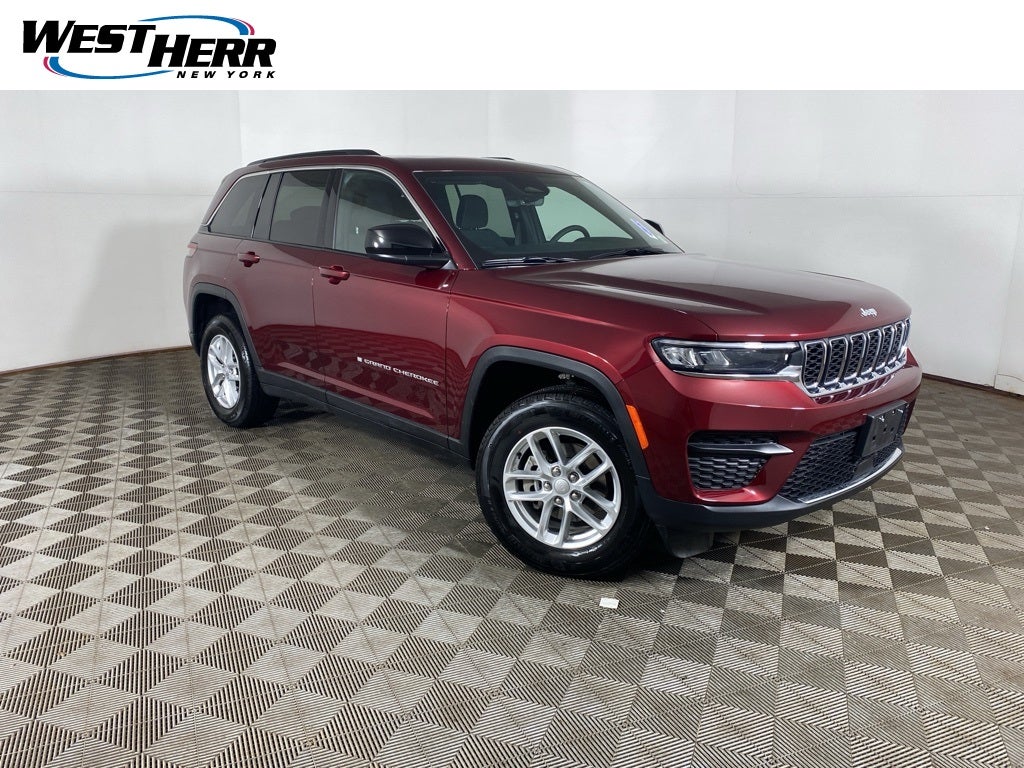 2025 Jeep Grand Cherokee Laredo X 4x4