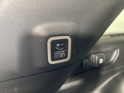 2025 Jeep Grand Cherokee Laredo X 4x4