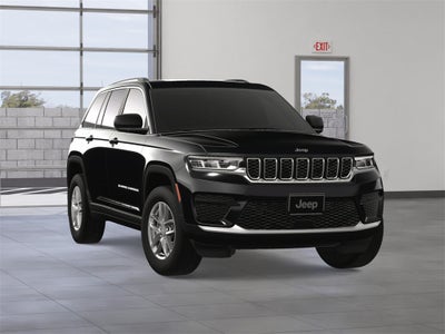 2025 Jeep Grand Cherokee GRAND CHEROKEE LAREDO X 4X4