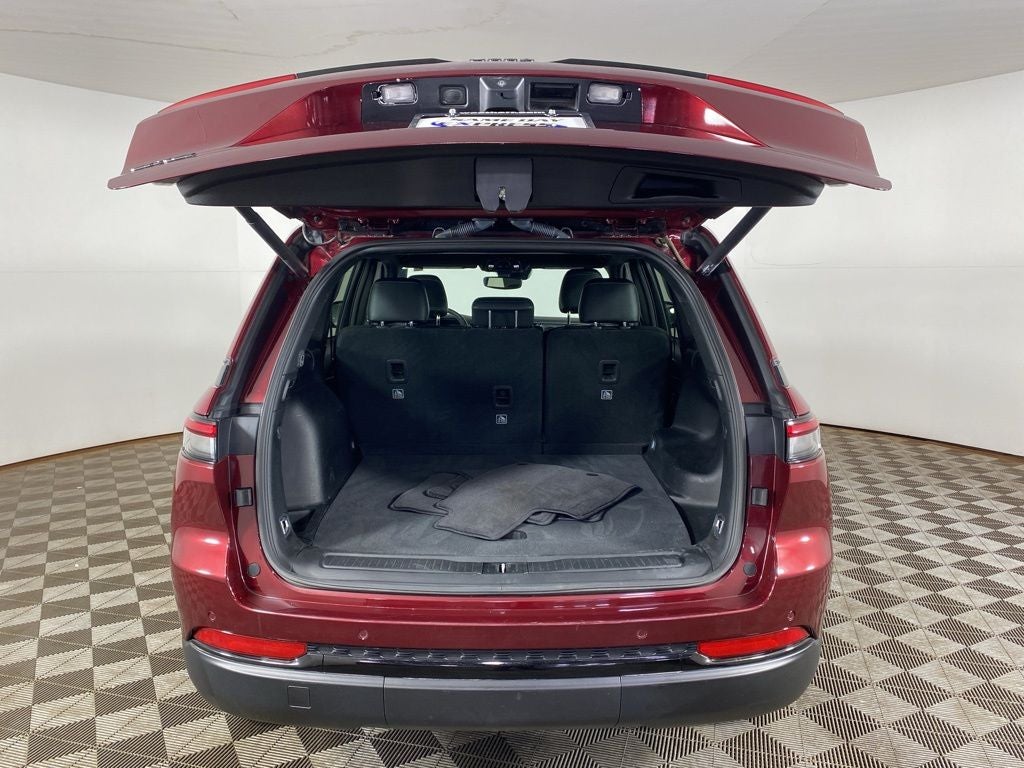 2023 Jeep Grand Cherokee Altitude 4x4