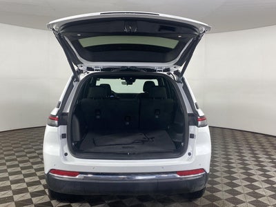 2026 Jeep Grand Cherokee Laredo X 4x4