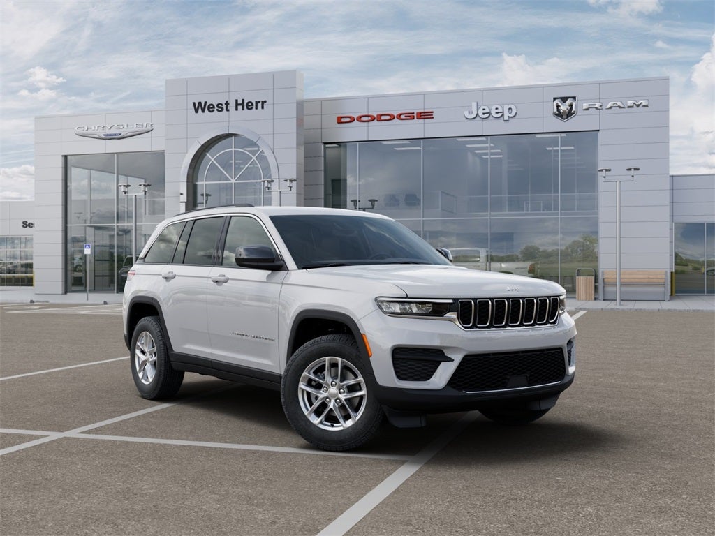2026 Jeep Grand Cherokee GRAND CHEROKEE LAREDO X 4X4