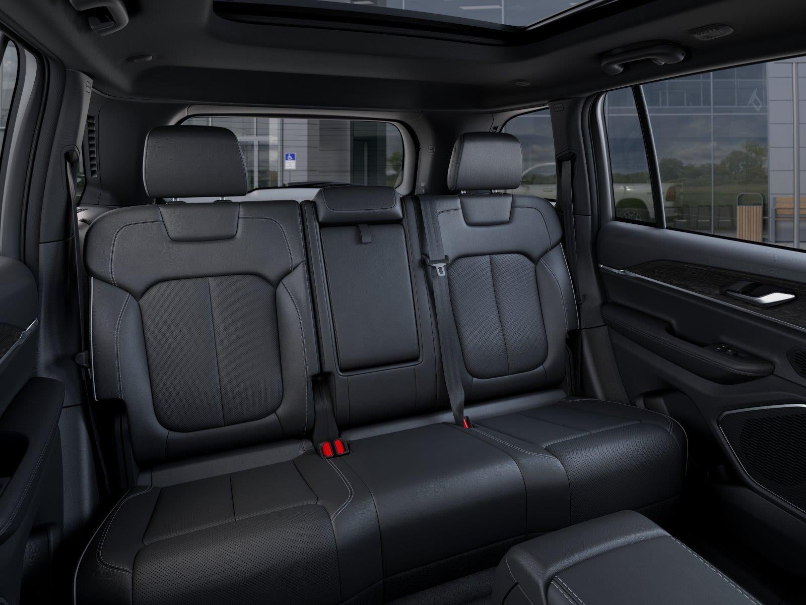 2027 Jeep Grand Cherokee GRAND CHEROKEE LIMITED RESERVE 4X4