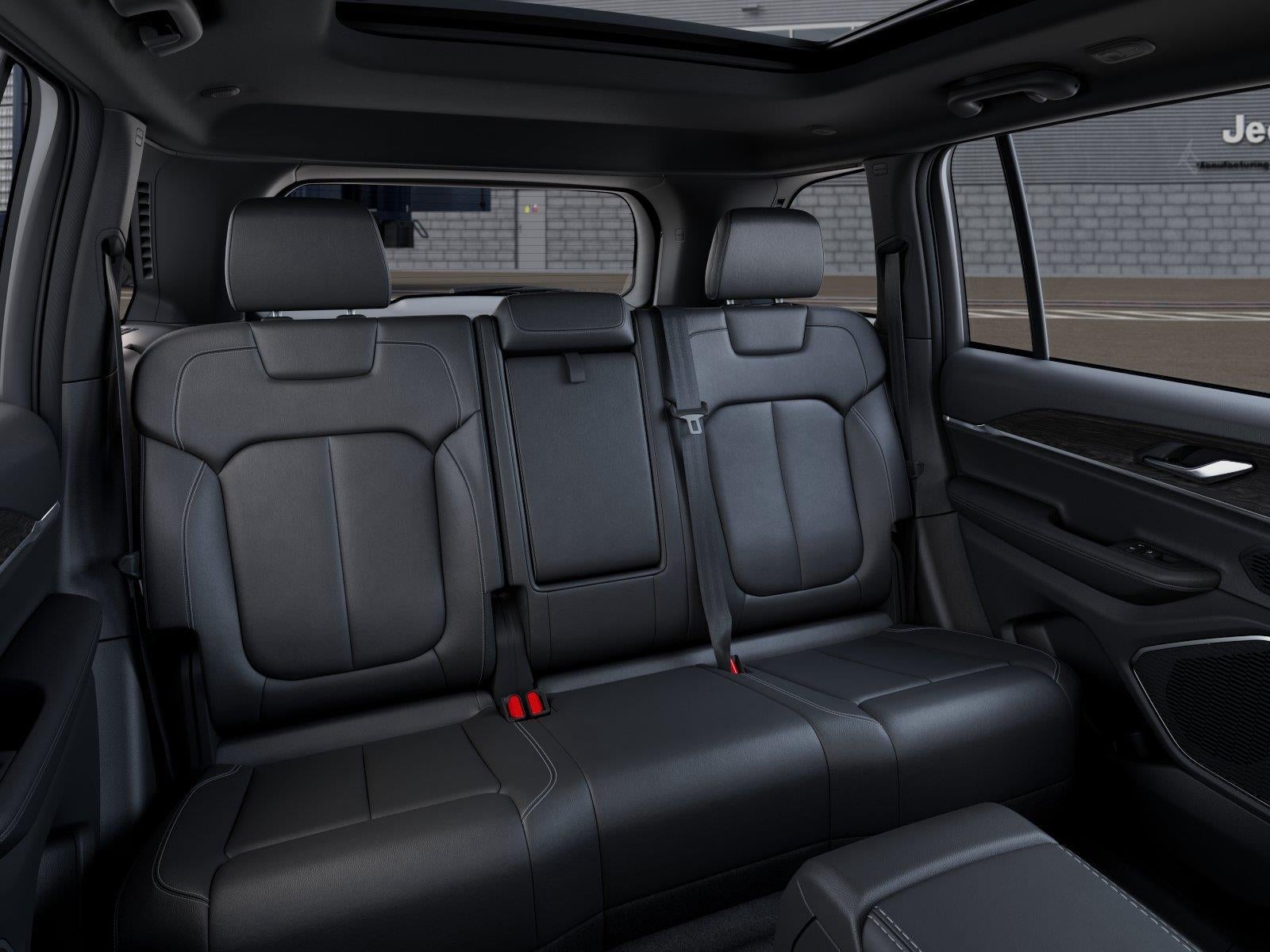 2027 Jeep Grand Cherokee GRAND CHEROKEE LIMITED 4X4