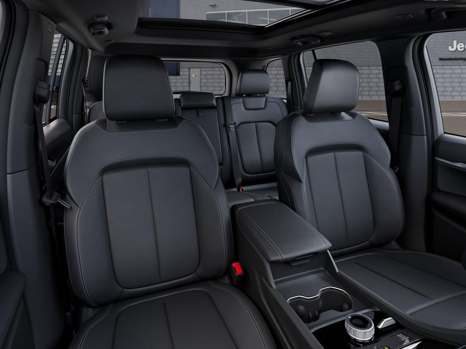 2027 Jeep Grand Cherokee GRAND CHEROKEE LIMITED RESERVE 4X4