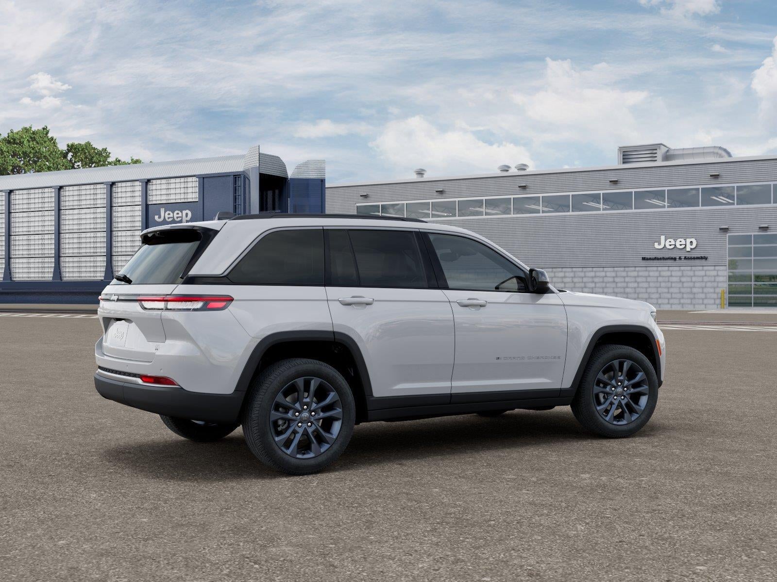 2026 Jeep Grand Cherokee GRAND CHEROKEE 85TH ANNIVERSARY EDITION 4X4