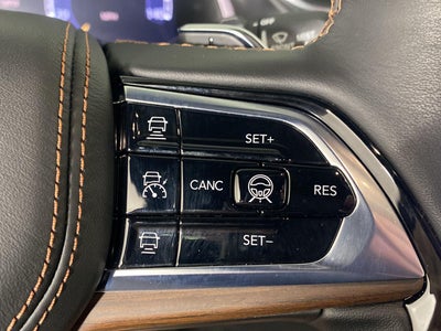 2022 Jeep Grand Cherokee Summit 4x4