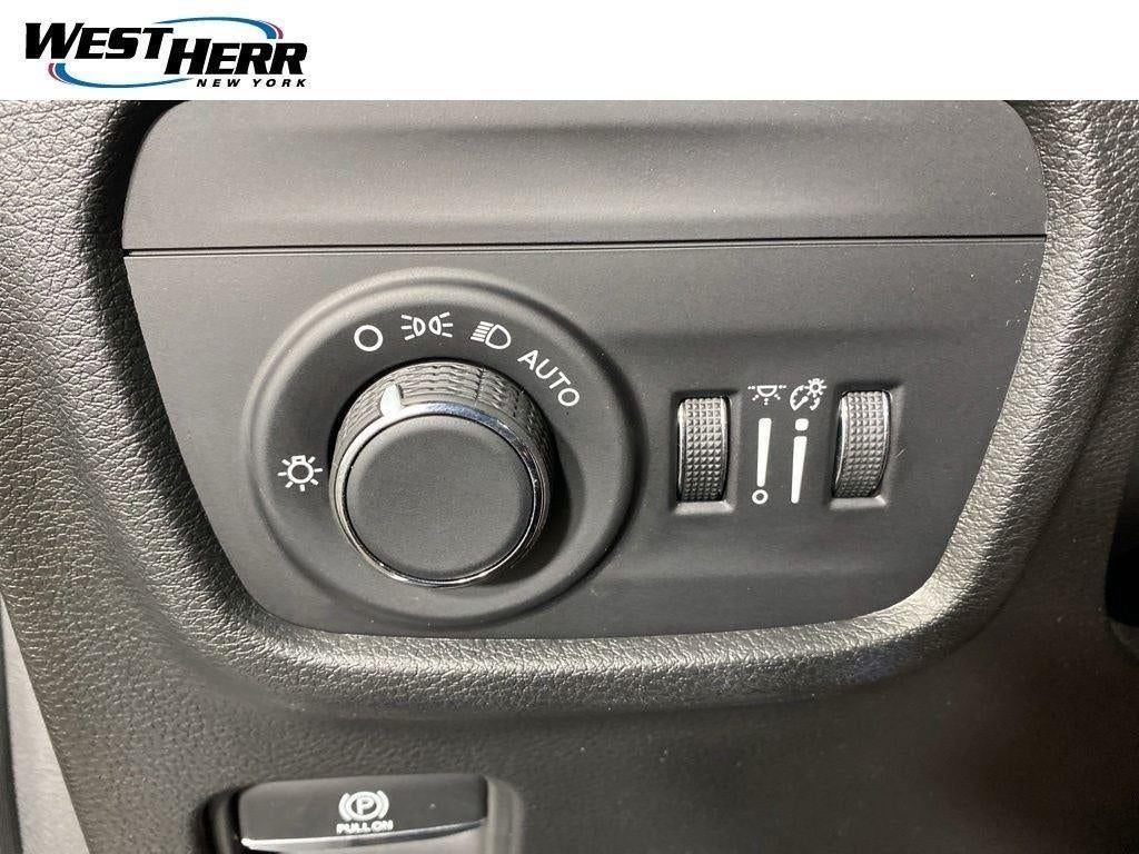 2023 Jeep Grand Cherokee L Altitude 4x4