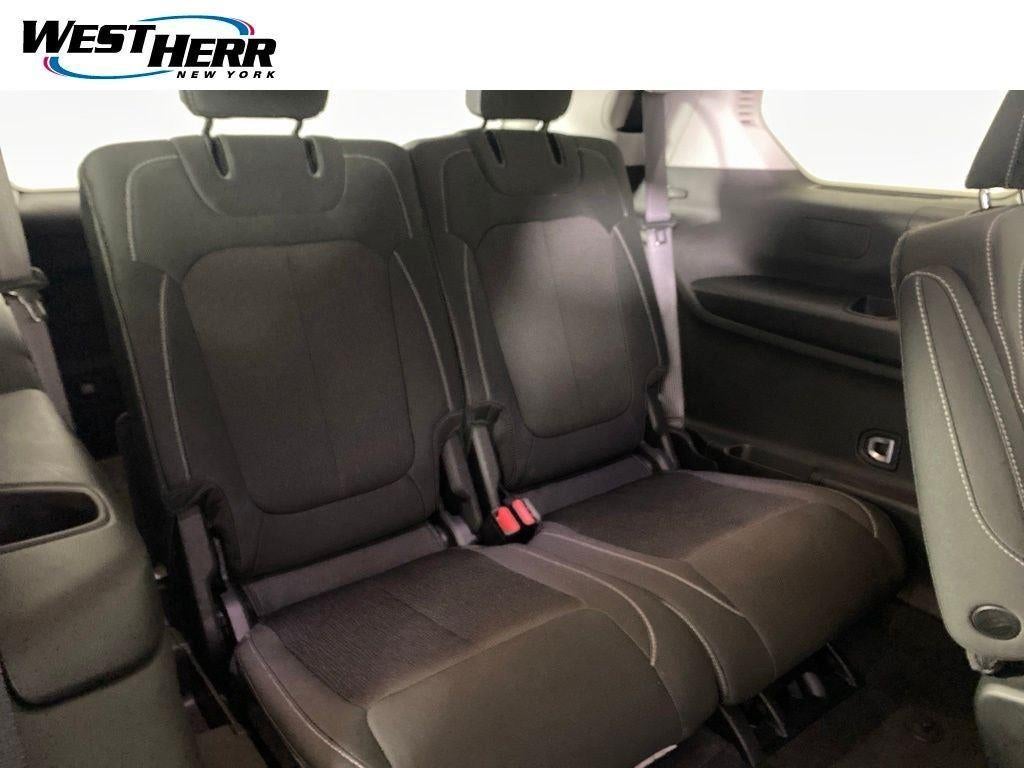 2024 Jeep Grand Cherokee L Laredo 4x4