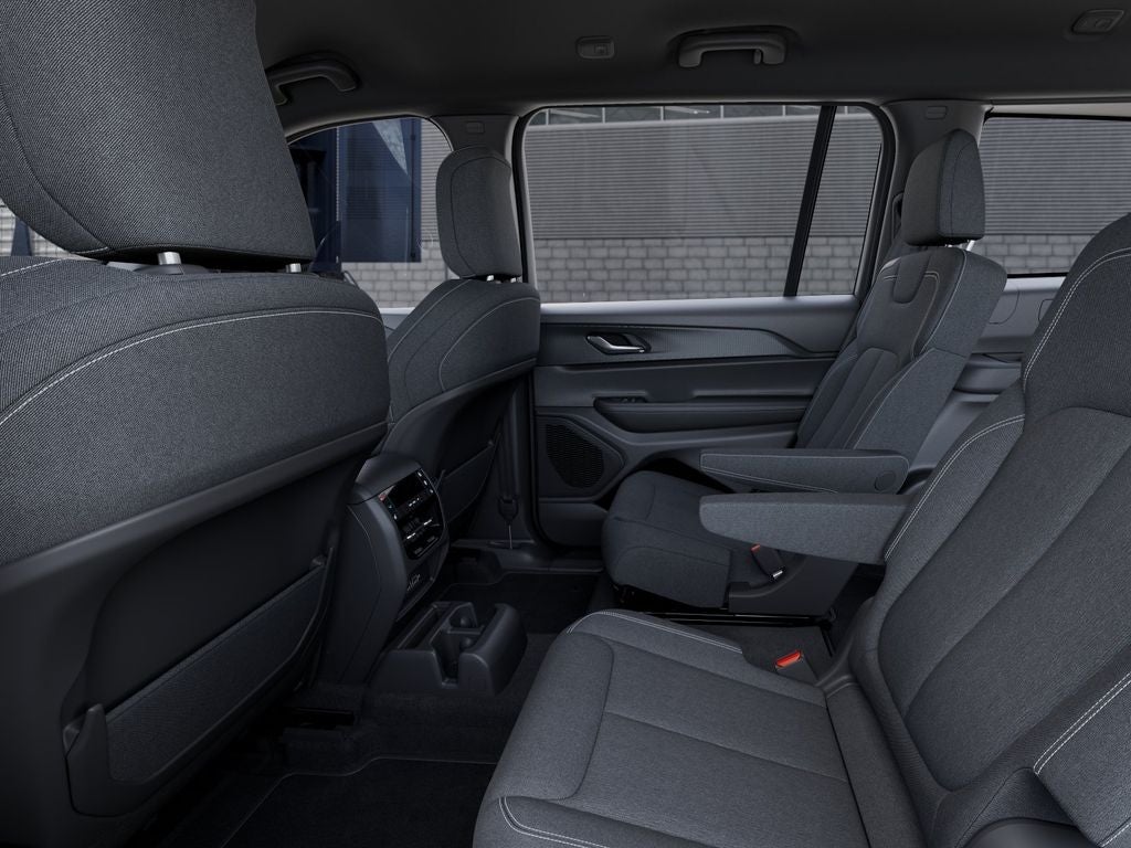 2026 Jeep Grand Cherokee GRAND CHEROKEE L LAREDO 4X4