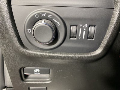 2025 Jeep Grand Cherokee L Laredo X 4x4