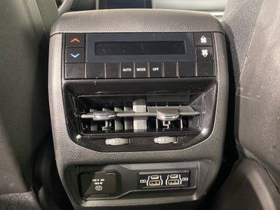 2025 Jeep Grand Cherokee L Laredo X 4x4