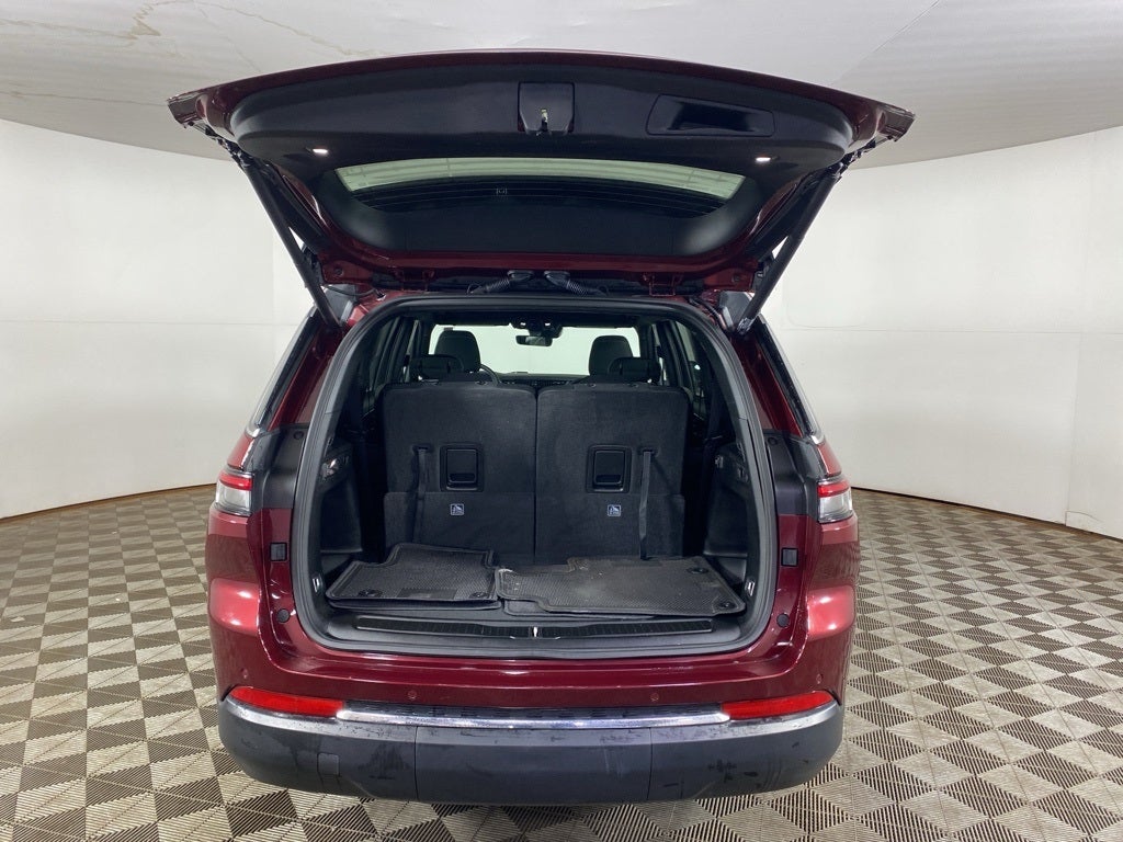 2025 Jeep Grand Cherokee L Laredo X 4x4