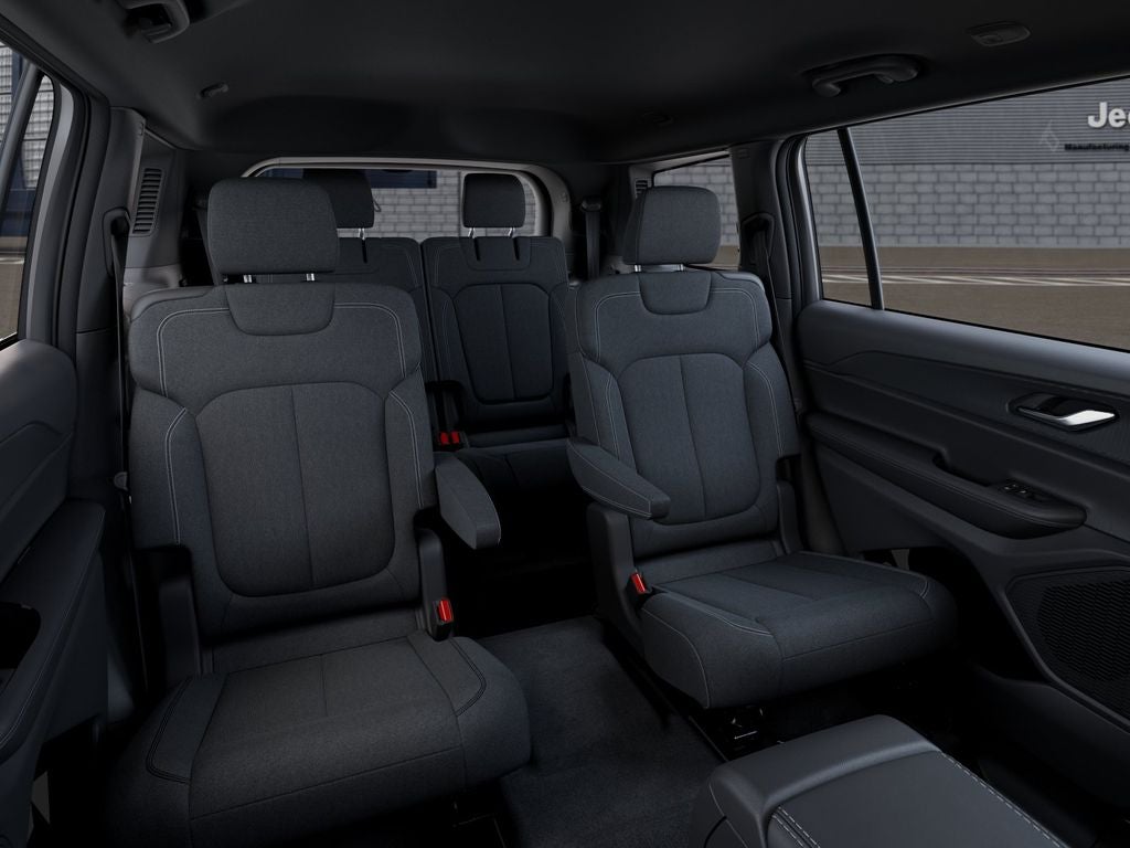 2026 Jeep Grand Cherokee GRAND CHEROKEE L LAREDO X 4X4