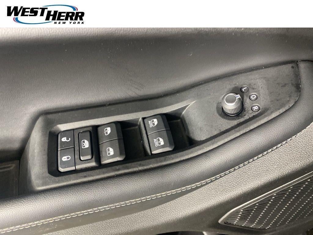 2023 Jeep Grand Cherokee L Altitude 4x4