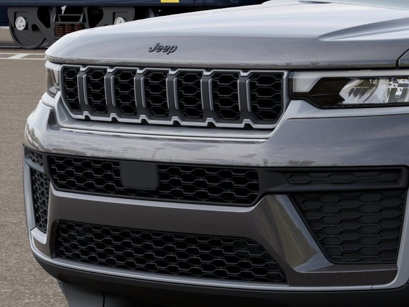 2026 Jeep Grand Cherokee GRAND CHEROKEE L LAREDO ALTITUDE 4X4
