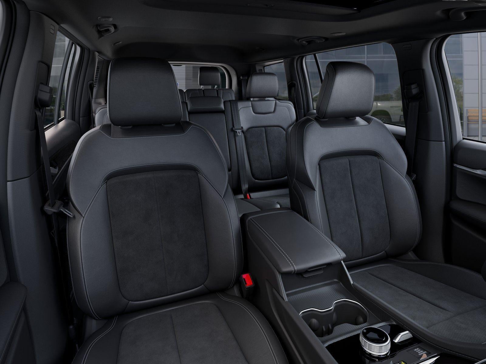 2026 Jeep Grand Cherokee GRAND CHEROKEE L LAREDO ALTITUDE 4X4