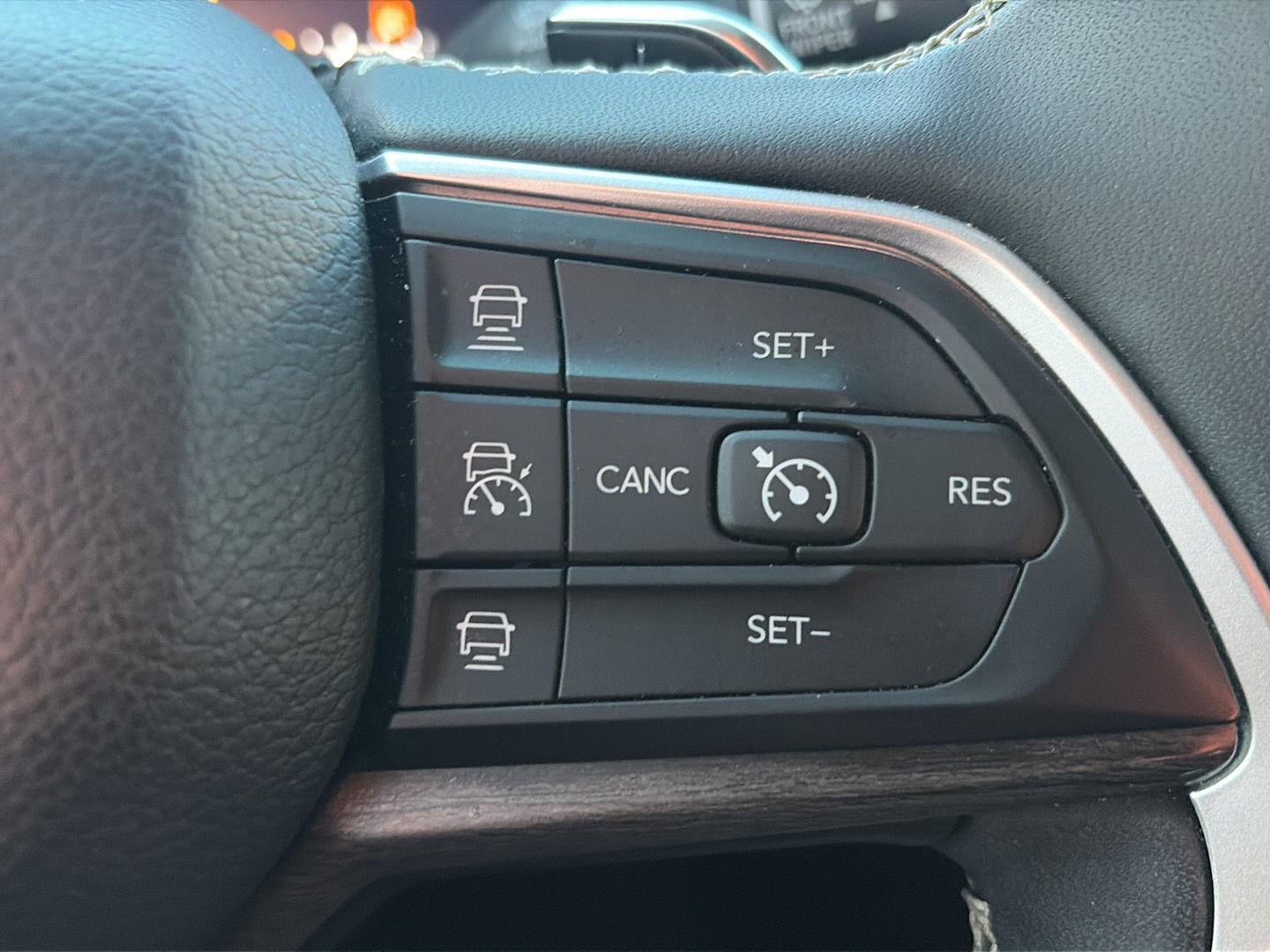 2023 Jeep Grand Cherokee L Limited 4x4