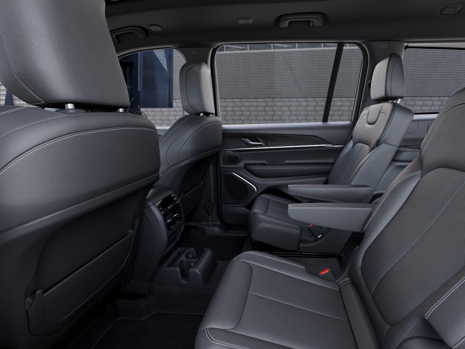 2027 Jeep Grand Cherokee GRAND CHEROKEE L LIMITED RESERVE 4X4