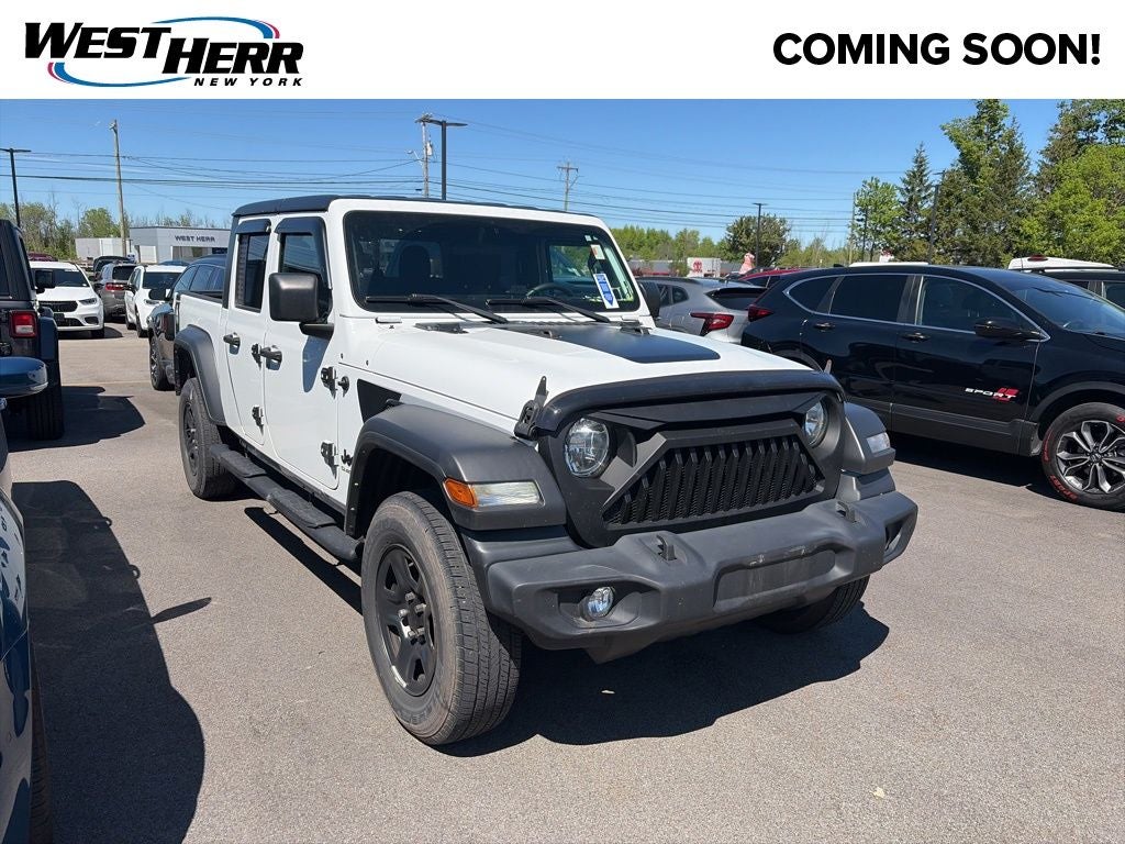 2022 Jeep Gladiator Sport's photo