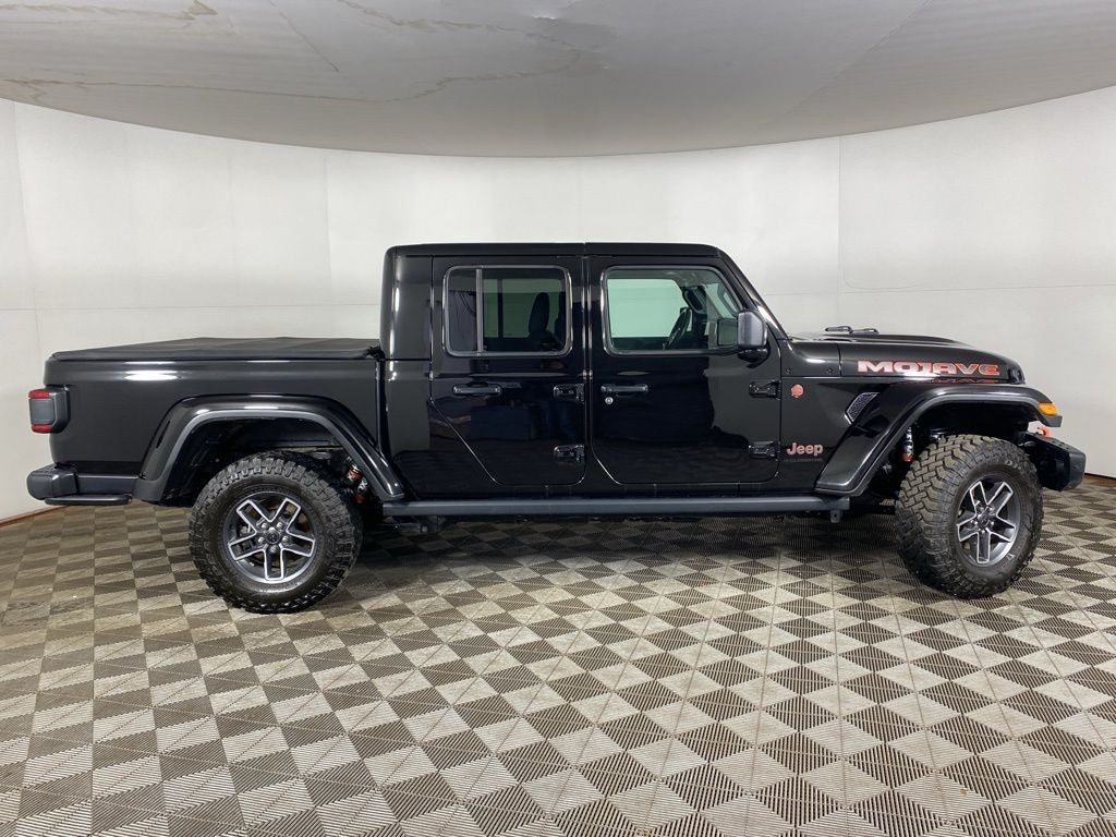 2024 Jeep Gladiator Mojave X
