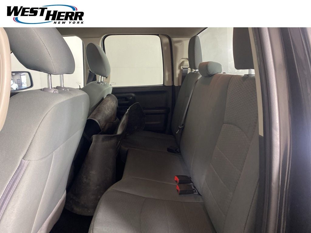 2018 RAM 1500 Express Quad Cab 4x4 6'4' Box