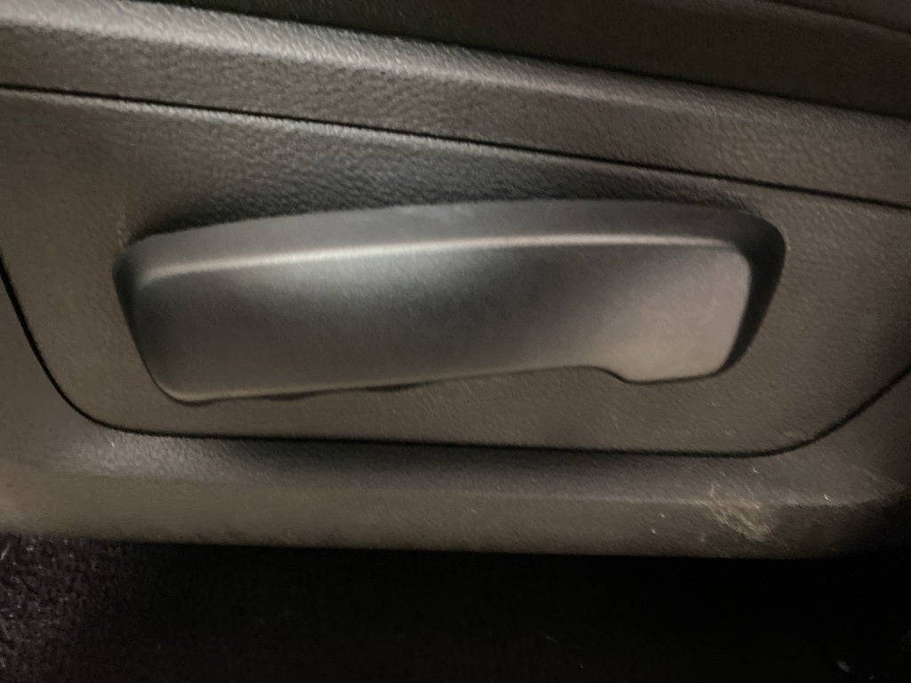 2022 RAM 1500 Classic Warlock Quad Cab 4x4 6'4' Box