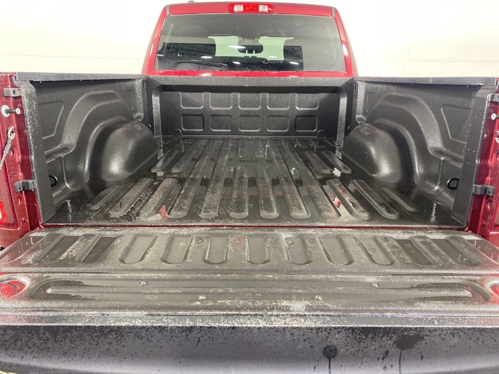 2022 RAM 1500 Classic Warlock Quad Cab 4x4 6'4' Box
