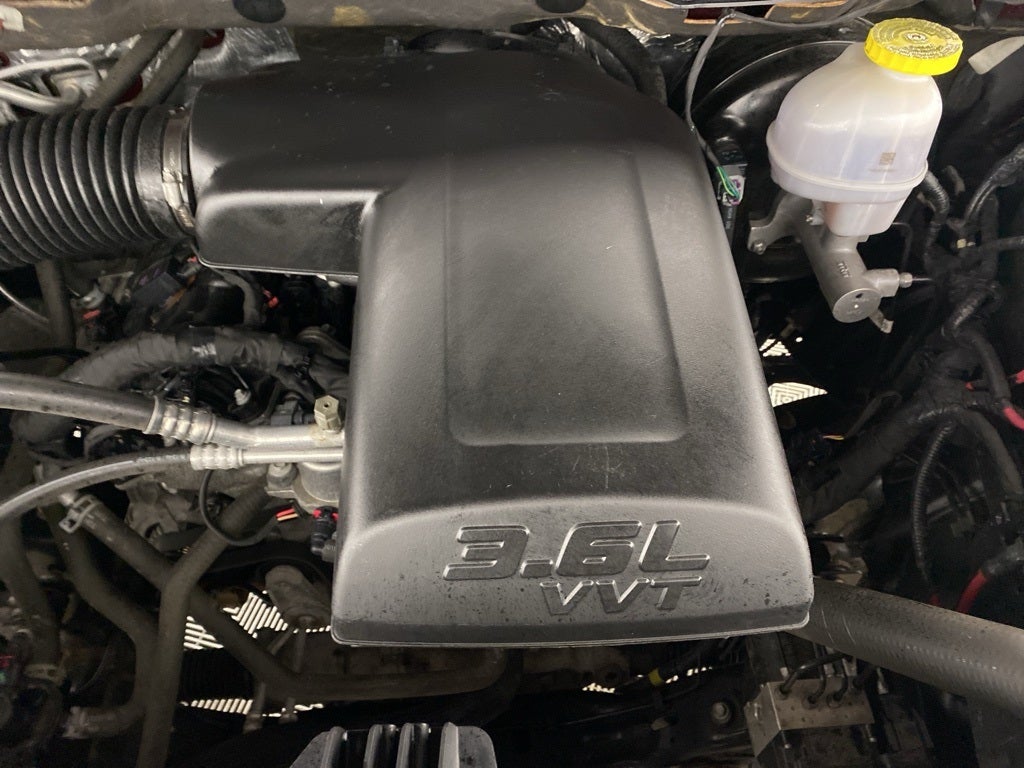 2022 RAM 1500 Classic Warlock Quad Cab 4x4 6'4' Box