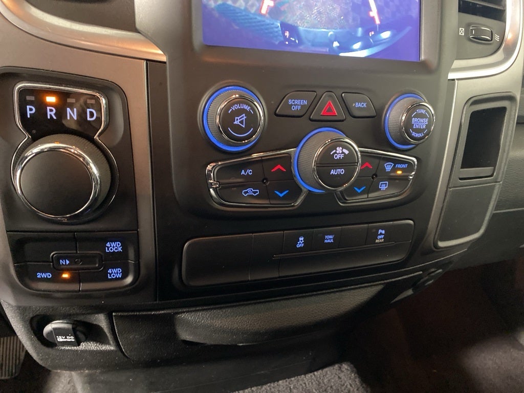 2022 RAM 1500 Classic Warlock Quad Cab 4x4 6'4' Box