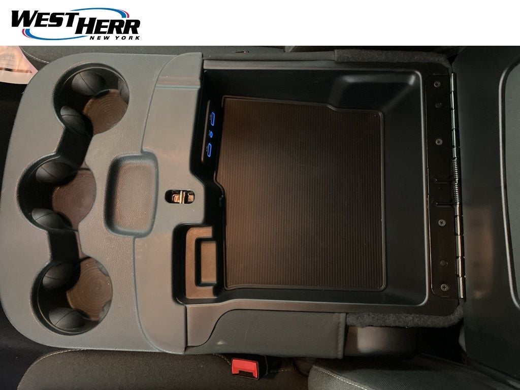 2022 RAM 1500 Classic Warlock Quad Cab 4x4 6'4' Box