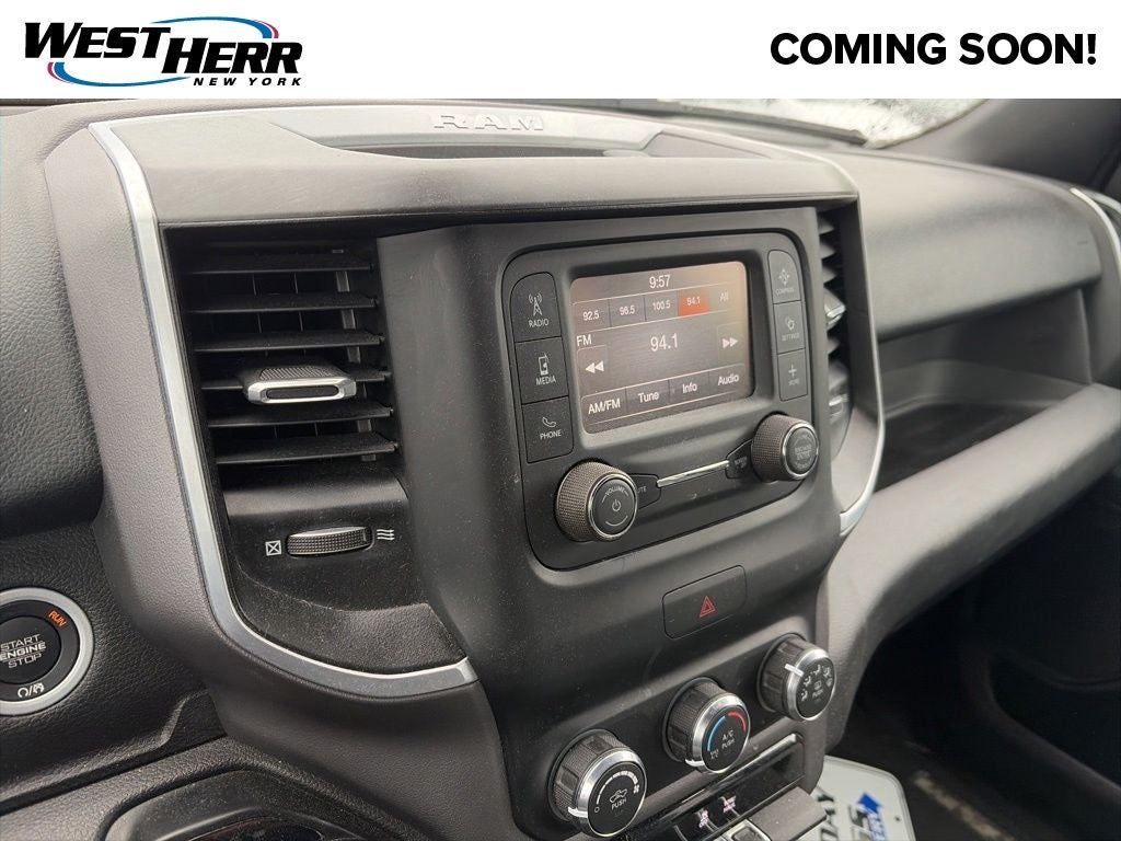 2023 RAM 1500 Big Horn Crew Cab 4x4 5'7' Box