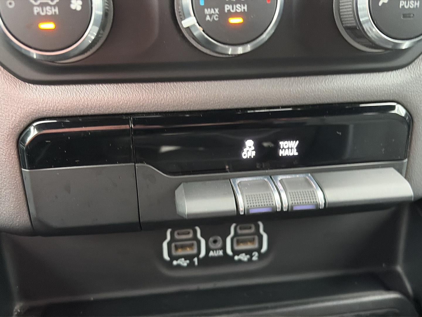 2023 RAM 1500 Big Horn Crew Cab 4x4 5'7' Box