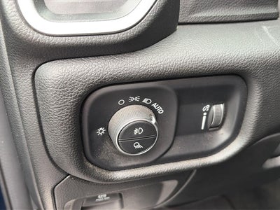 2023 RAM 1500 Big Horn Crew Cab 4x4 5'7' Box