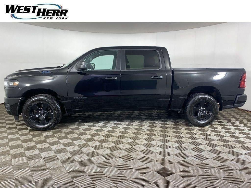 2025 RAM 1500 Tradesman Crew Cab 4x4 5'7' Box