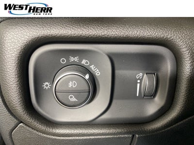 2025 RAM 1500 Tradesman Crew Cab 4x4 5'7' Box