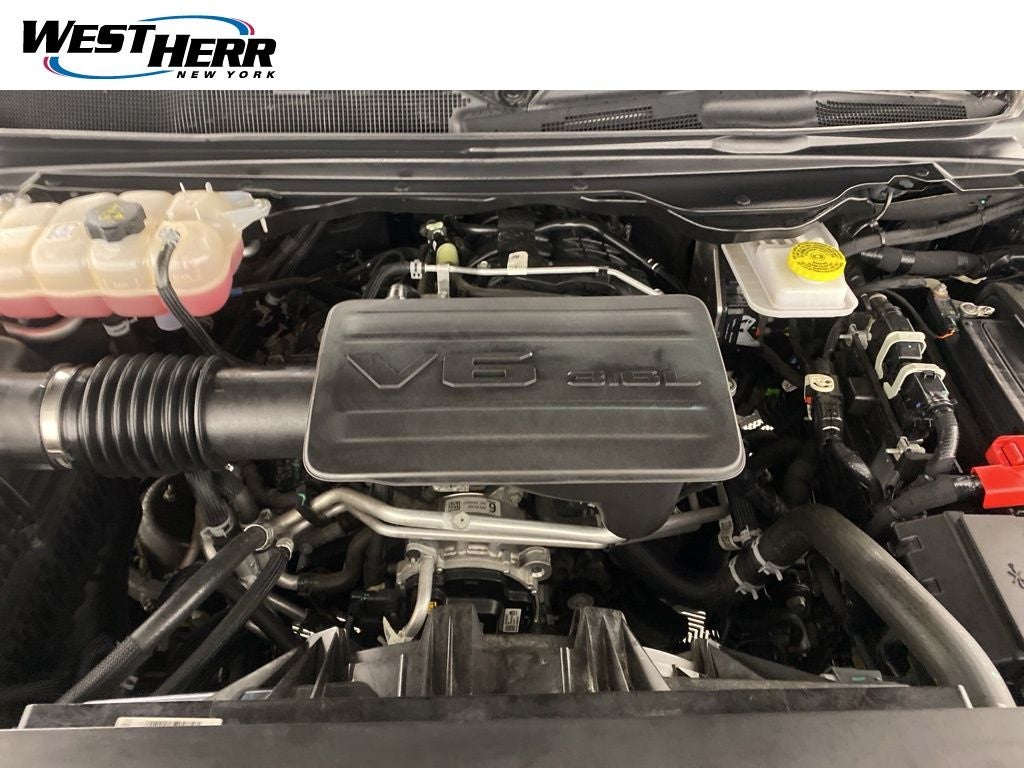 2025 RAM 1500 Tradesman Crew Cab 4x4 5'7' Box