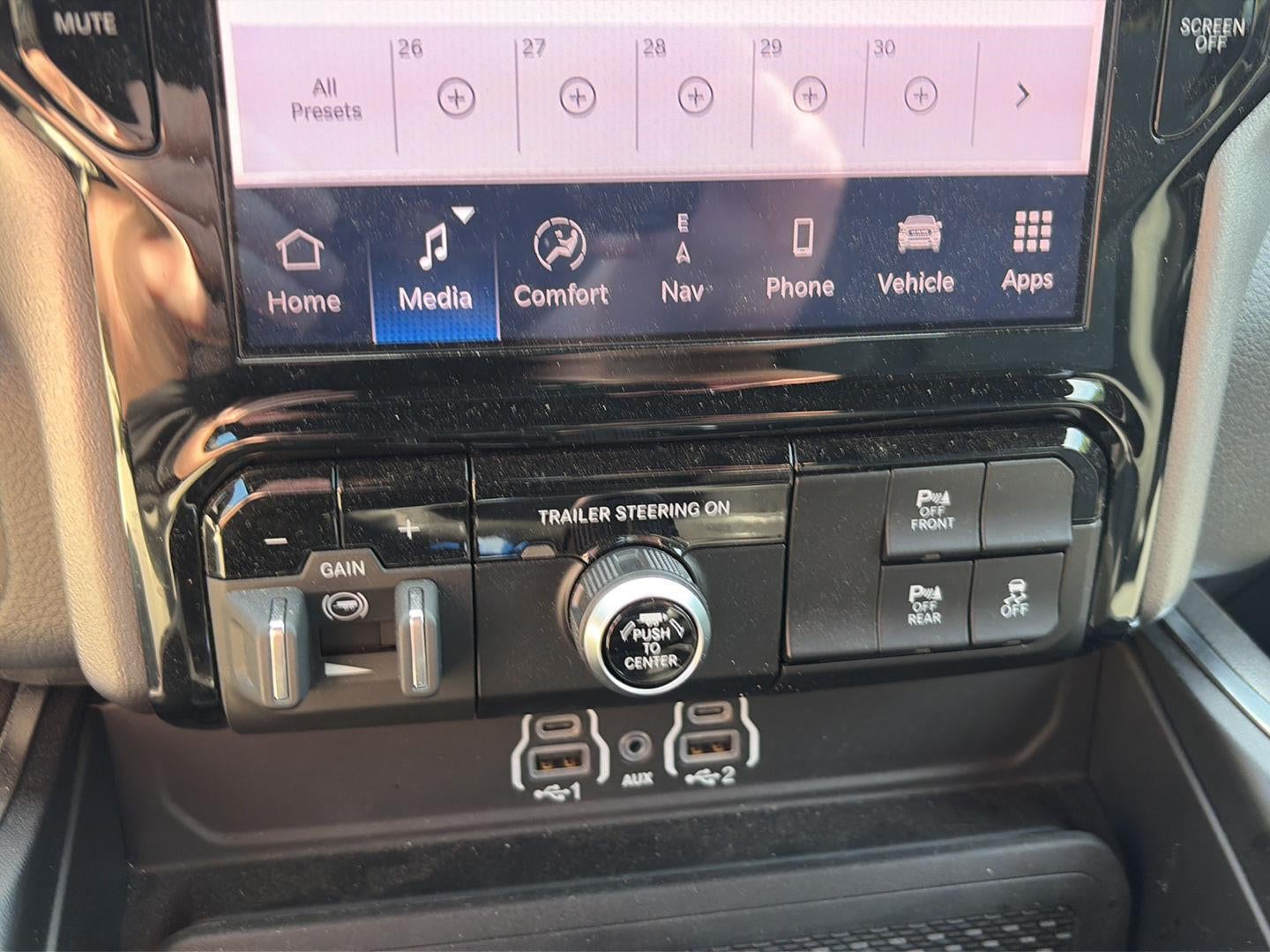 2026 RAM 1500 Big Horn Crew Cab 4x4 5'7' Box
